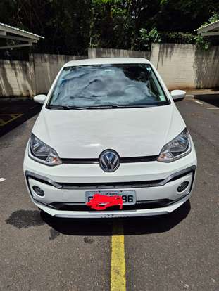 VOLKSWAGEN-UP-2018