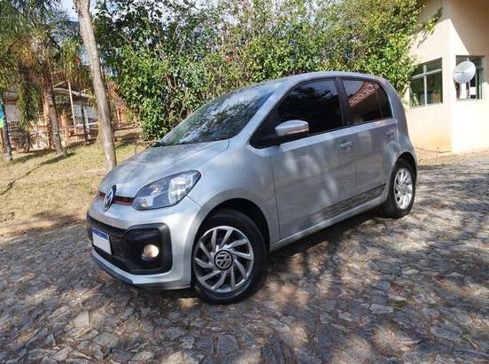 VOLKSWAGEN-UP-2017