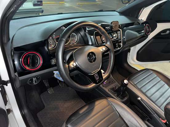 VOLKSWAGEN-UP-1.0 TSI PEPPER 12V FLEX 4P MANUAL VOLKSWAGEN-UP-2018