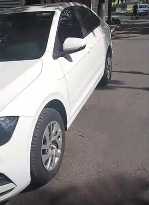 VOLKSWAGEN VIRTUS 1.0 200 TSI COMFORTLINE AUTOMÁTICO