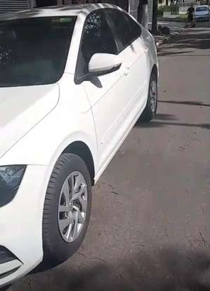 VOLKSWAGEN-VIRTUS-2021
