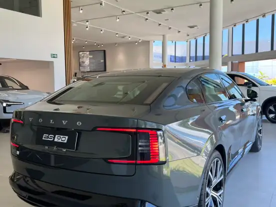 VOLVO-ES90-106 KW ELÉTRICO ULTRA AWD VOLVO-ES90-2026
