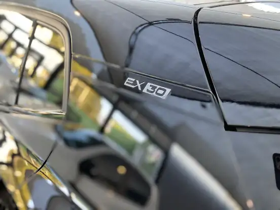 VOLVO-EX30-69 KW ELÉTRICO ULTRA VOLVO-EX30-2024