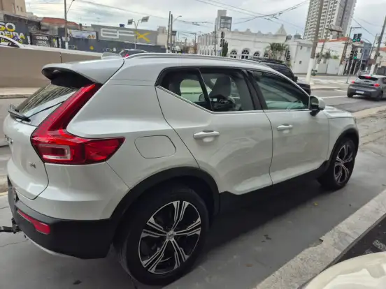VOLVO-XC40-2.0 T4 GASOLINA INSCRIPTION GEARTRONIC VOLVO-XC40-2020