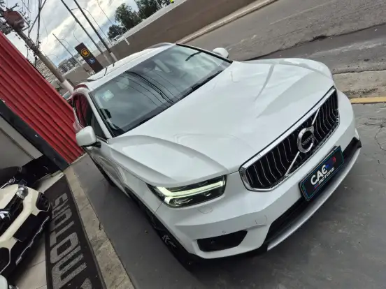 VOLVO-XC40-2.0 T4 GASOLINA INSCRIPTION GEARTRONIC VOLVO-XC40-2020