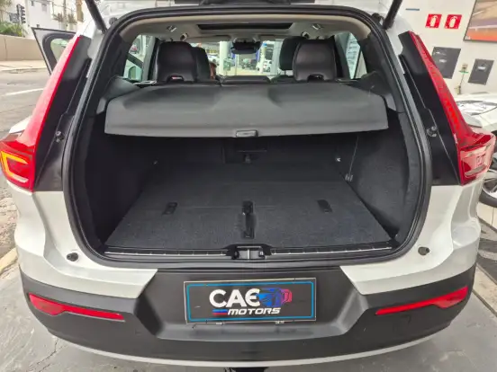 VOLVO-XC40-2.0 T4 GASOLINA INSCRIPTION GEARTRONIC VOLVO-XC40-2020