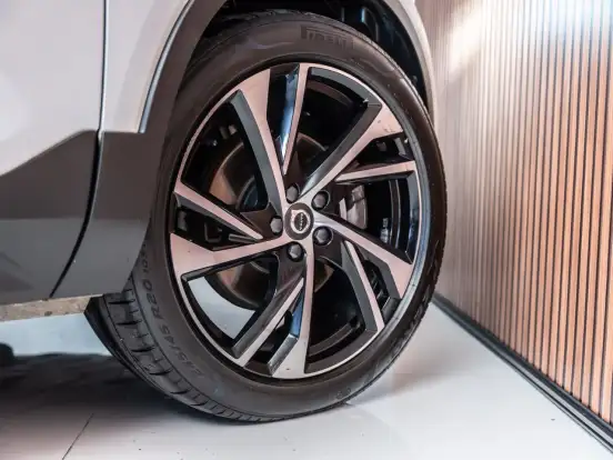 VOLVO-XC40-2.0 T5 GASOLINA R-DESIGN AWD GEARTRONIC VOLVO-XC40-2019