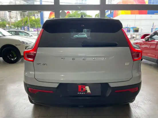 VOLVO-XC40-P6 RECHARGE ELECTRIC PLUS AWD VOLVO-XC40-2021