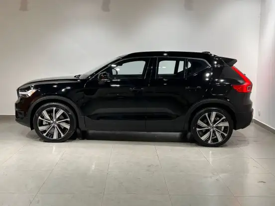 VOLVO-XC40-P8 RECHARGE ELECTRIC BEV PURE AWD VOLVO-XC40-2021