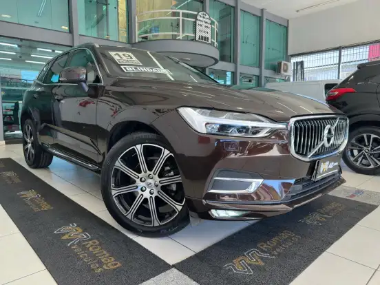 VOLVO-XC60-2018