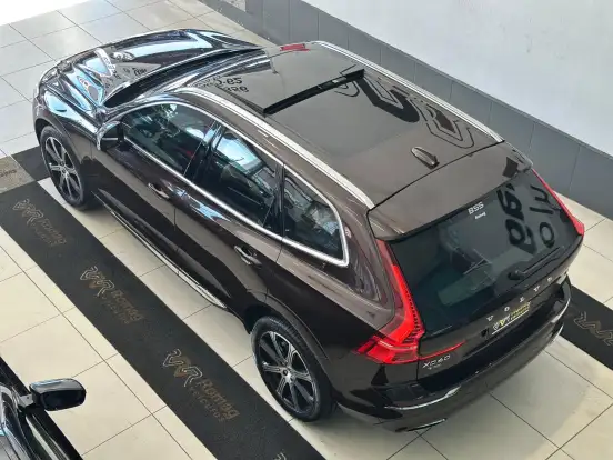 VOLVO-XC60-2018