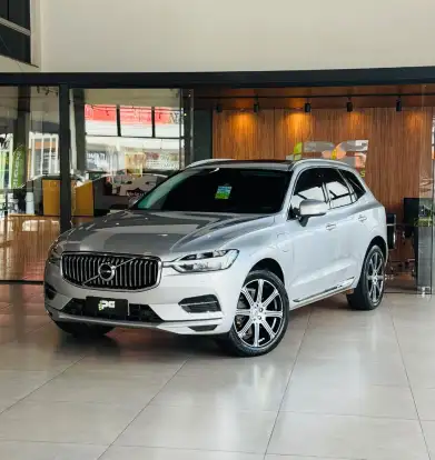 VOLVO-XC60-2019
