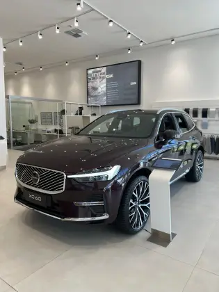 VOLVO XC60 2.0 T8 PHEV PLUS AWD GEARTRONIC