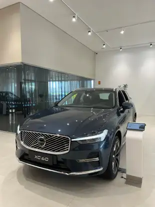 VOLVO-XC60-2026