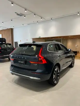 VOLVO-XC60-2026