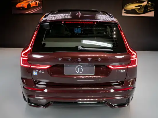 VOLVO-XC60-2.0 T8 PHEV ULTRA DARK AWD GEARTRONIC VOLVO-XC60-2025