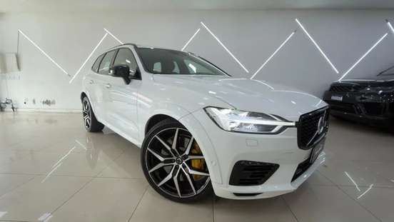 VOLVO-XC60-2019