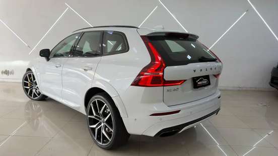 VOLVO-XC60-2019