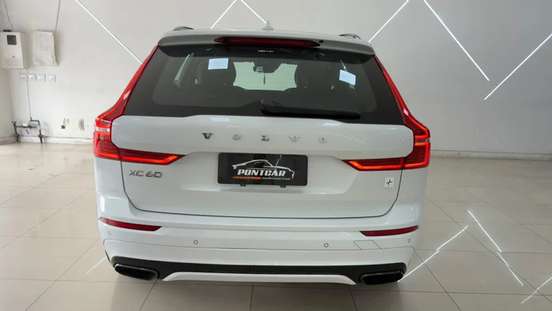 VOLVO-XC60-2019