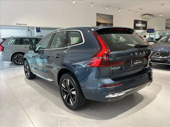 VOLVO-XC60-2.0 T8 PHEV PLUS AWD GEARTRONIC VOLVO-XC60-2025