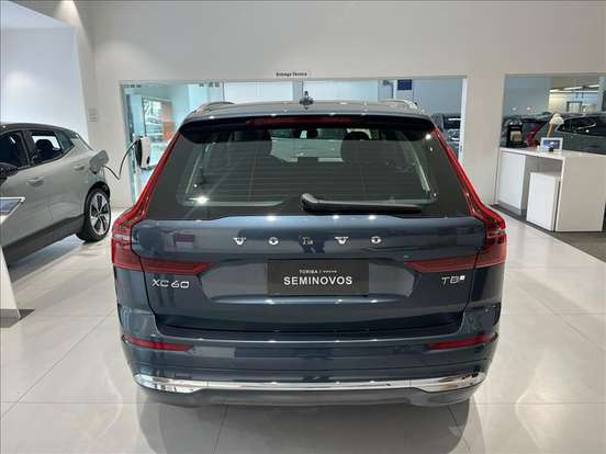 VOLVO-XC60-2.0 T8 PHEV PLUS AWD GEARTRONIC VOLVO-XC60-2025