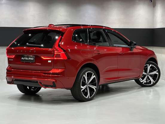 VOLVO-XC60-2022