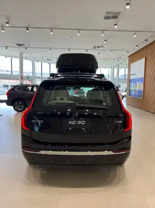 VOLVO-XC90-2026
