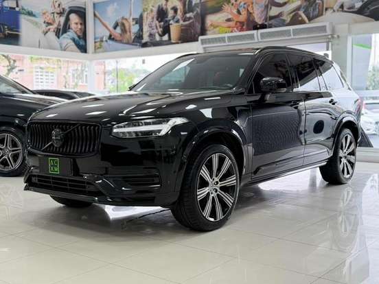 VOLVO-XC90-2022