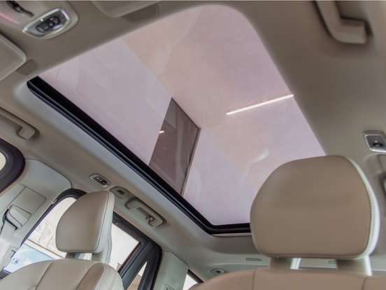 VOLVO-XC90-2020
