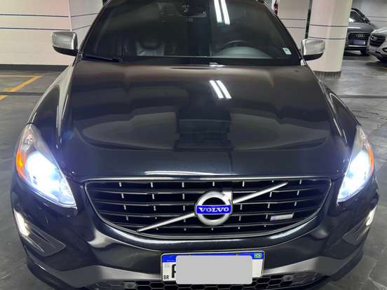 VOLVO-XC60-2.0 T5 R DESIGN TURBO GASOLINA 4P AUTOMÁTICO VOLVO-XC60-2013