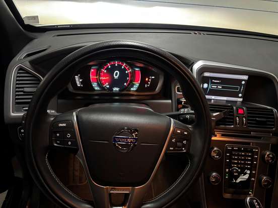 VOLVO-XC60-2013