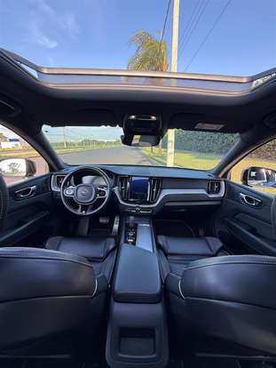VOLVO-XC60-2019