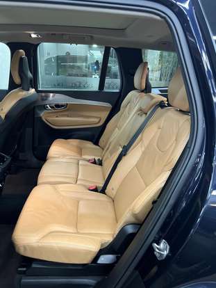 VOLVO-XC90-2015