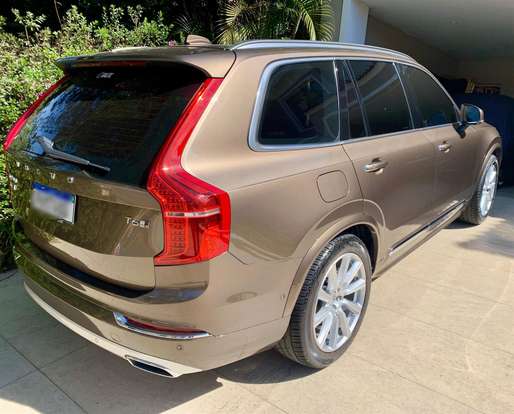 VOLVO-XC90-2016