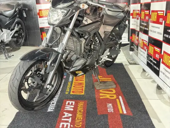 YAMAHA-MT-03 YAMAHA-MT-03-2016