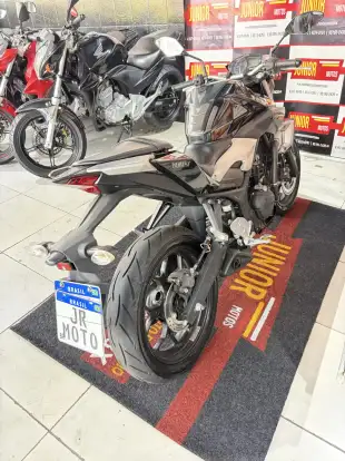 YAMAHA-MT-03-2016