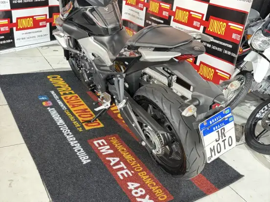 YAMAHA-MT-03 YAMAHA-MT-03-2016
