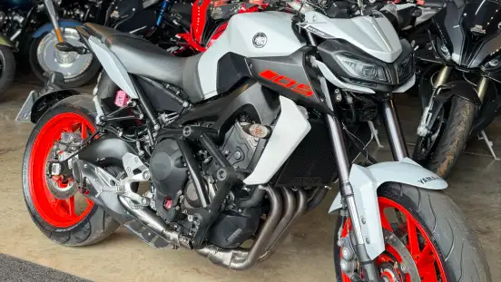 YAMAHA-MT-09-2020
