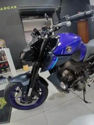 YAMAHA-MT-09 YAMAHA-MT-09-2024