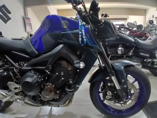 YAMAHA-MT-09-2024