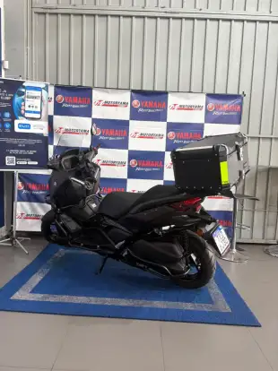 YAMAHA-XMAX 300 CONNECTED ABS-2025