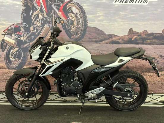 YAMAHA-FZ25 FAZER CONNECTED ABS-2025