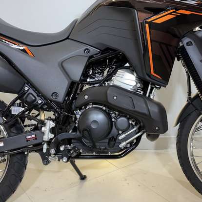 YAMAHA-XTZ 250 LANDER CONNECTED-2026