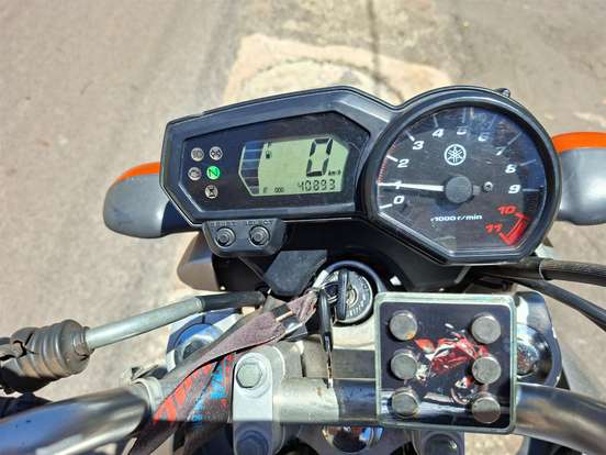 YAMAHA-YS 250 FAZER BLUEFLEX-2013