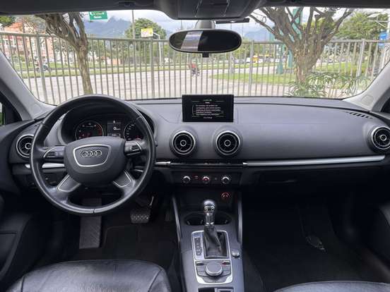 AUDI-A3-2013