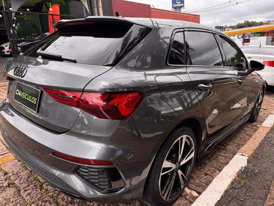 AUDI-A3-2023