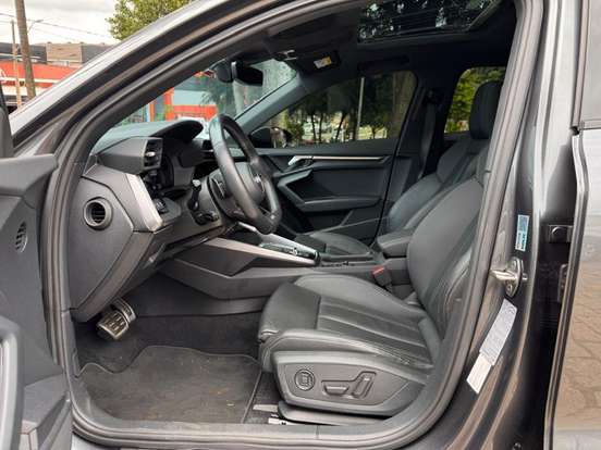 AUDI-A3-2023