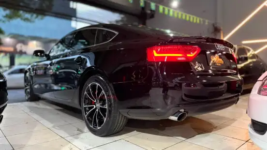 AUDI-A5-2015