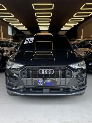 AUDI-Q3-2021