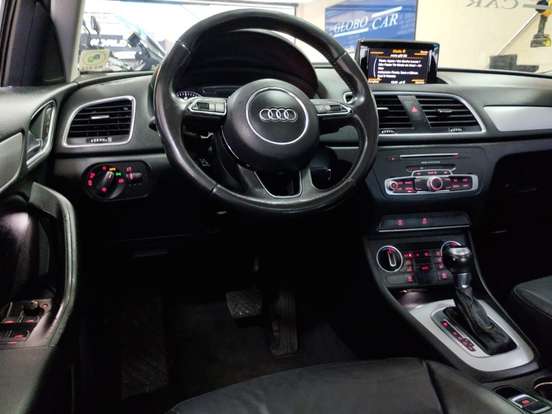 AUDI-Q3-2015
